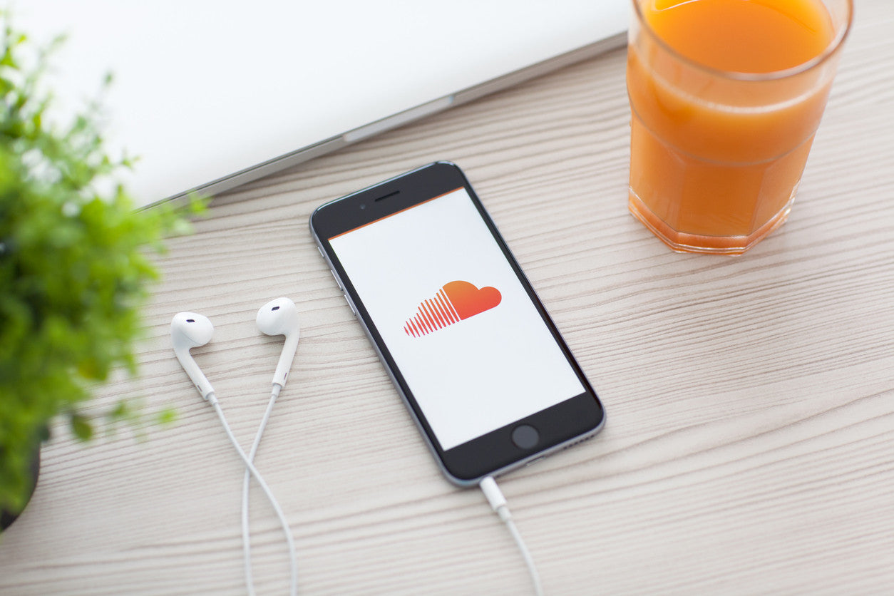 SoundCloud vs. YouTube to Promote Your Music